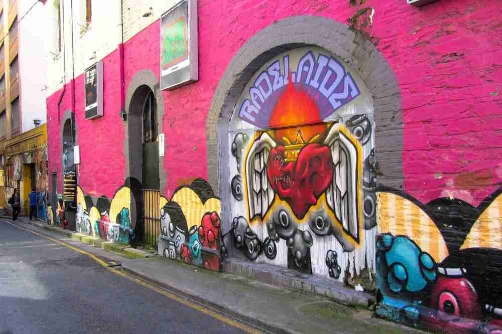 Adelaide Street art, Image CC Jocelyn Kinghorn Flicker. License to share and modify.