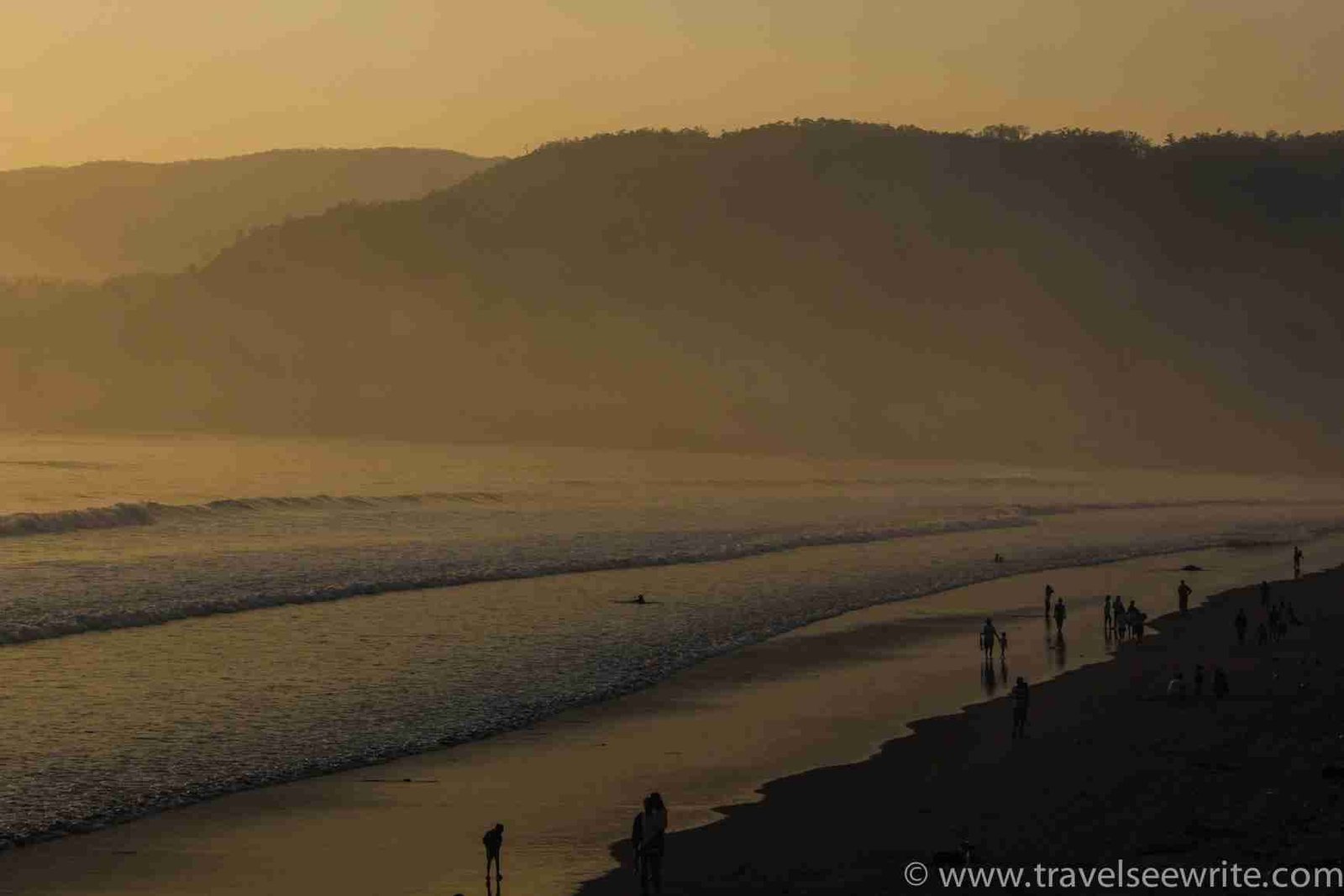 PARADISE IN ICU: BALER AFTER SUPER TYPHOON! - travelseewrite