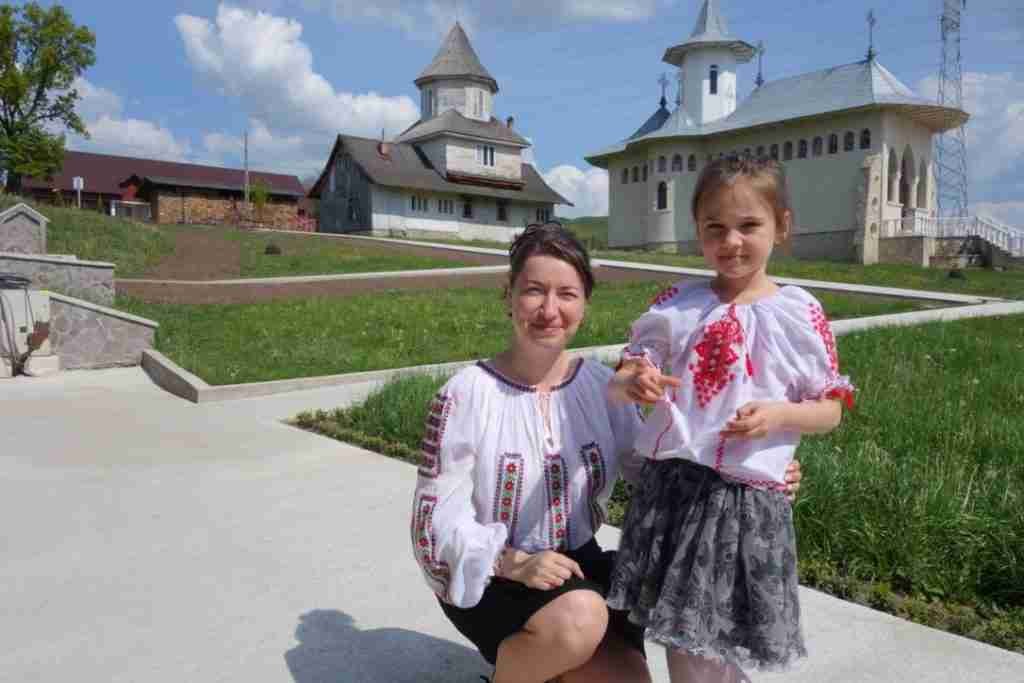 Things to know before you travel to Romania: Romanian people are very friendly, cheerful and happy to help